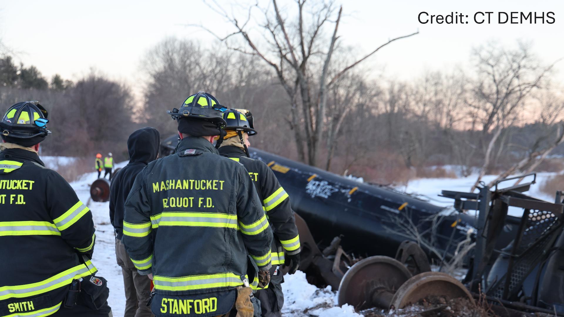 New photos of Mansfield train derailment from CT DEMHS | fox61.com
