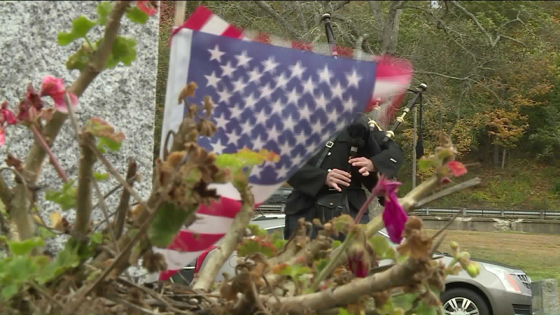 Hundreds attend funeral for veteran with no family in Willimantic, CT