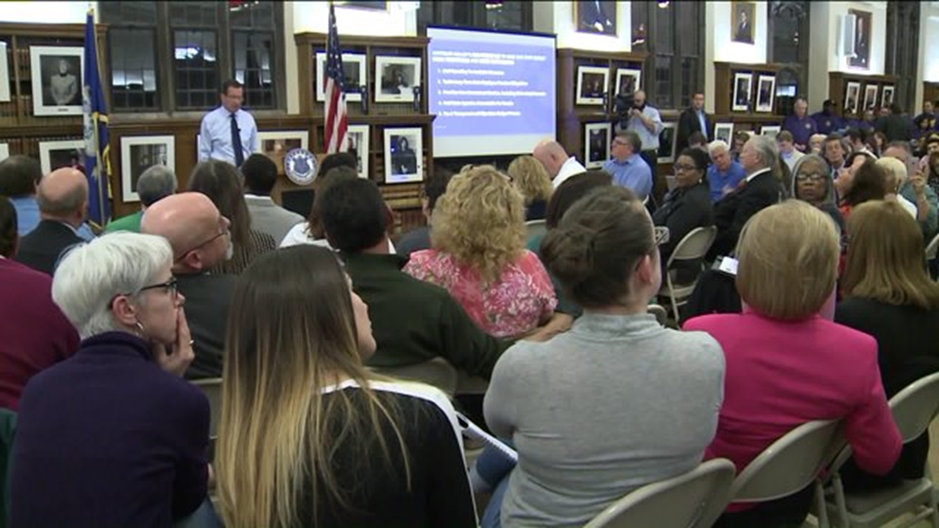 Huge crowd turns out to air grievances at Malloy town hall