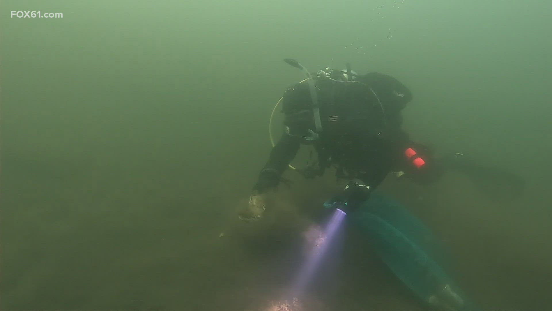 The Dive Against Debris initiative brings scuba enthusiasts from across state to New Hartford.