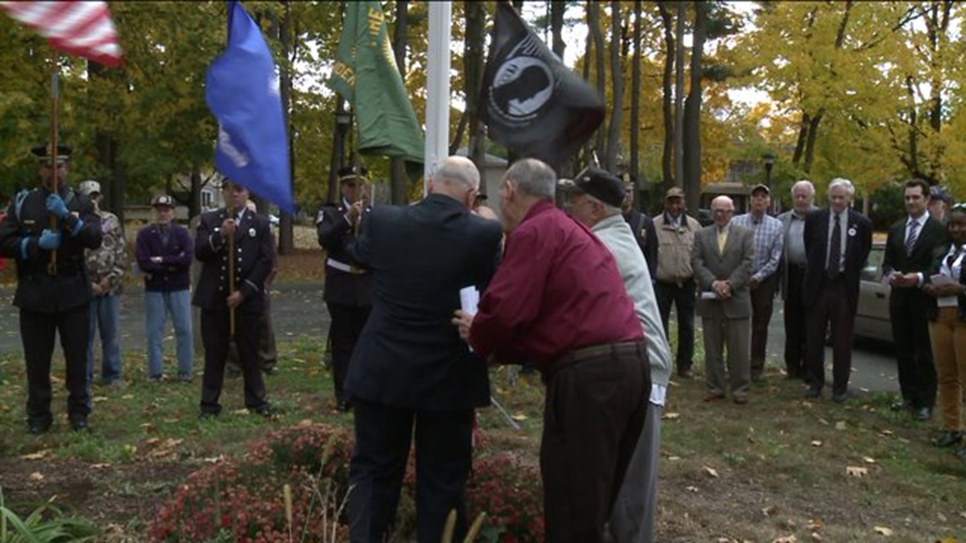 Hamden senior home remembers veterans