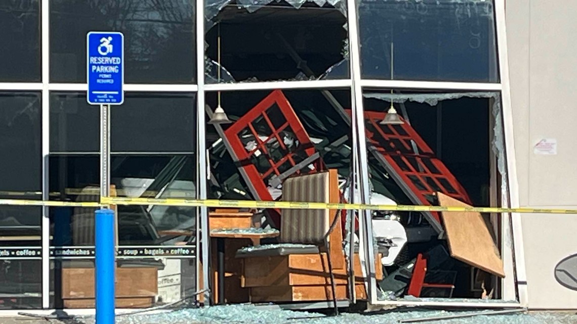 Five injuries reported after car crash in Wallingford