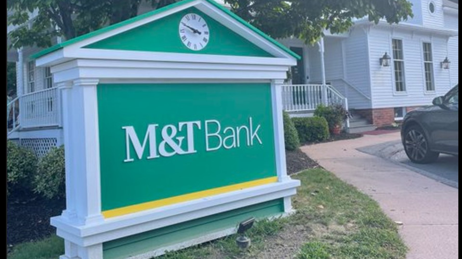 Former People's United Bank users merged with M&T Bank over Labor Day Weekend, some still can't access accounts or reach a representative for help