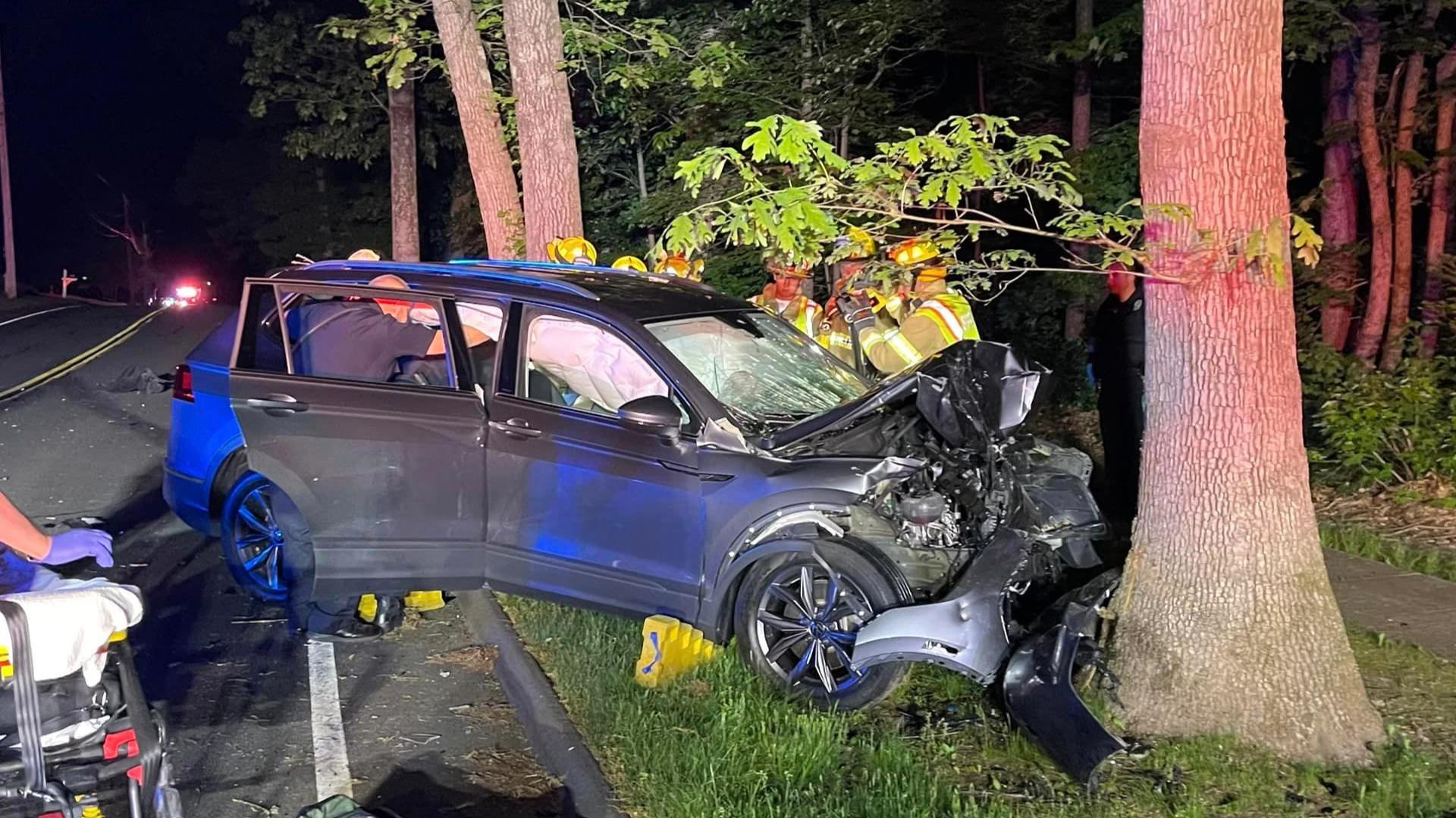 Conn. firefighters rescue driver trapped in car after crash | fox61.com