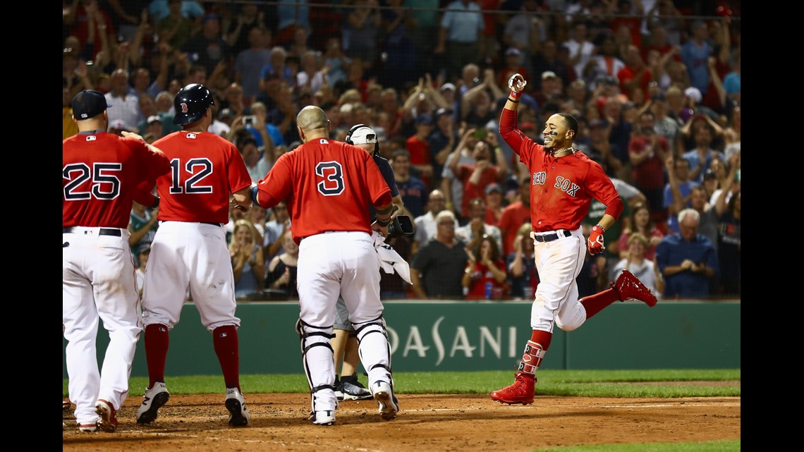 Betts' walk-off homer in 10th gives Red Sox win over Twins