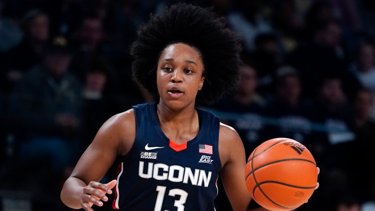 UConn women's basketball senior guard out for Oregon game due to COVID protocols