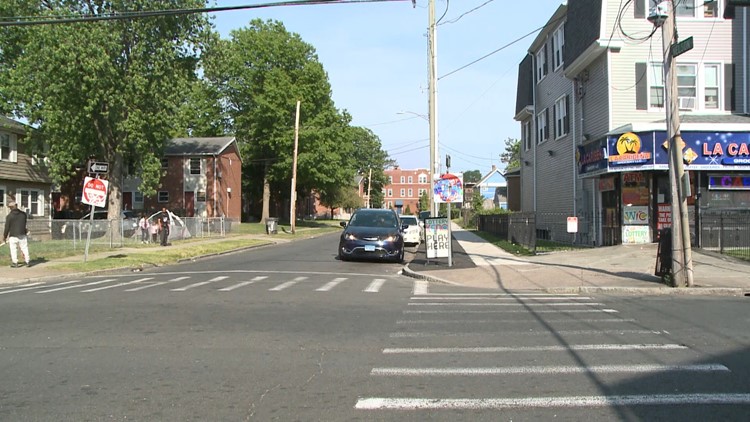 Hit and run leaves 4 women hospitalized in Hartford