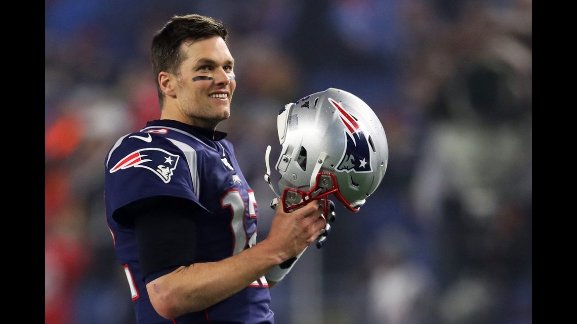 Watch: Tom Brady says he's 'not going anywhere' in Hulu ad