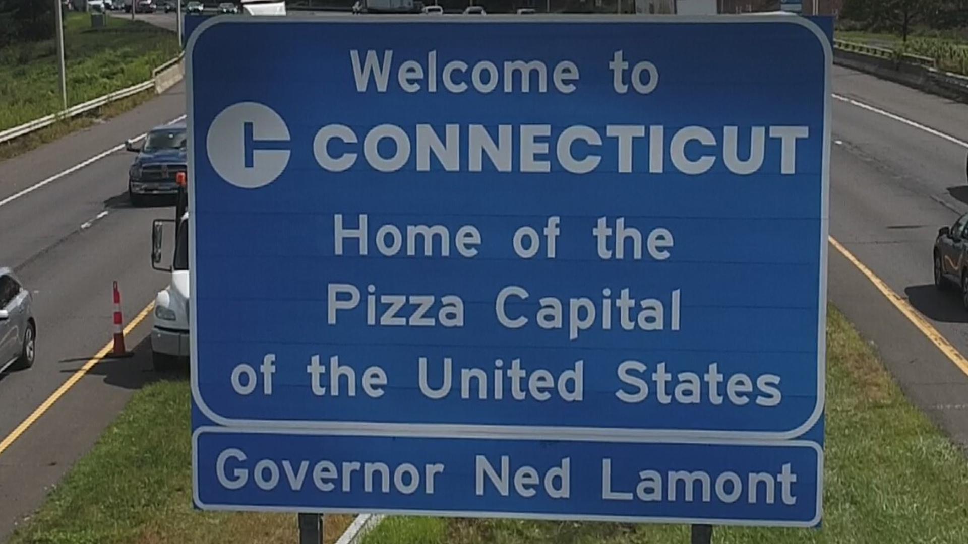 New Connecticut border highway welcome signs unveiled | fox61.com