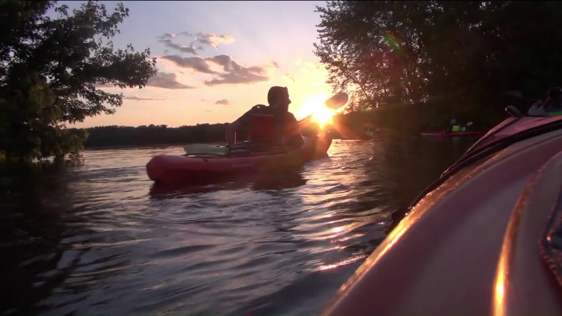 Daytrippers: Twilight Kayak tours
