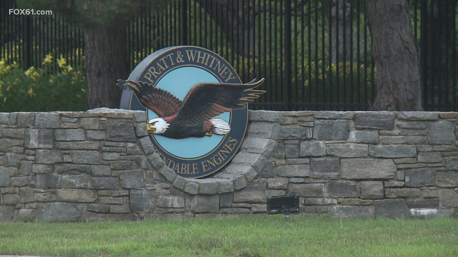 Connecticut's Pratt & Whitney has received a $1.3 billion contract from the U.S. Navy. The Department of Defense announced the contract on Monday.