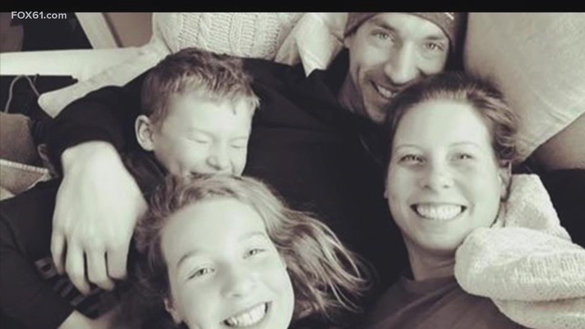 Conn. police officer dies after battling cancer - Vimarsana News
