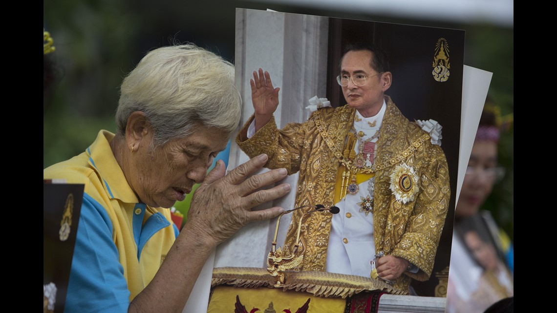 Thai King Bhumibol Adulyadej Dies At 88