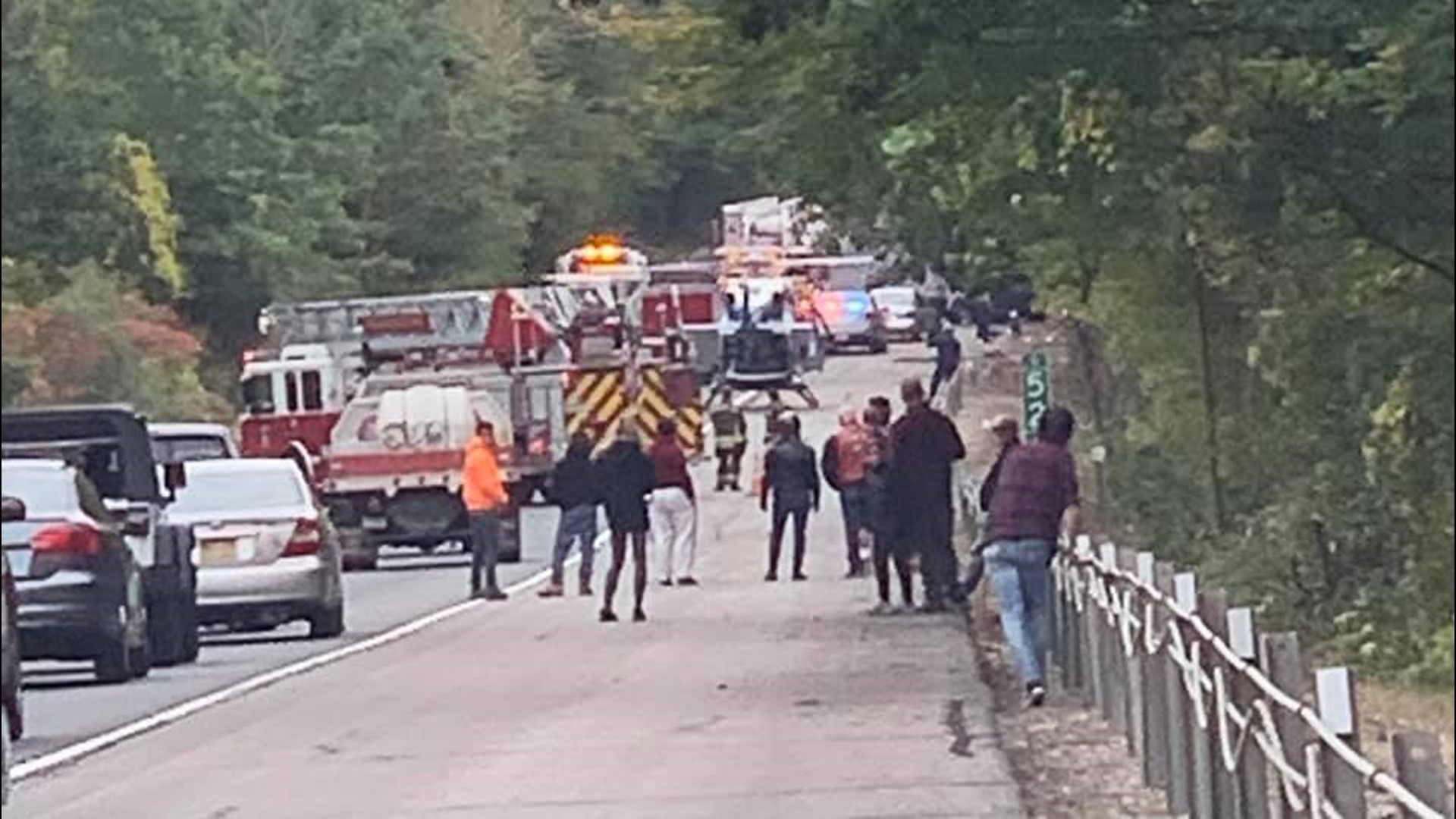 Crash closes Route 8 South in Torrington