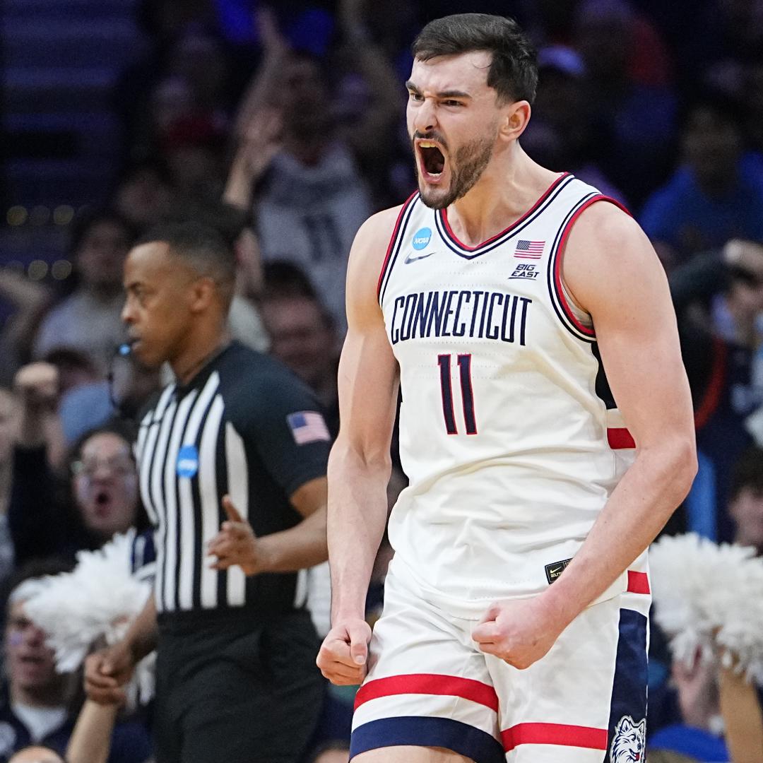 Reed's historic performance fuels UConn men's 82-71 March Madness win ...