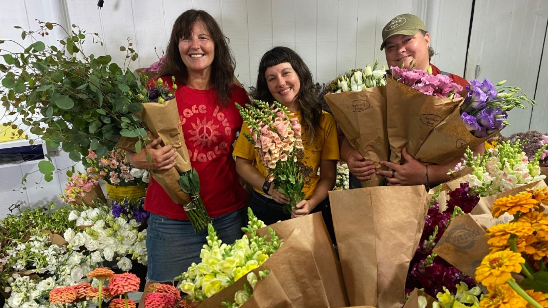 FOX61’s Keith McGilvery went behind the scenes at the Connecticut Flower Collective, where the focus is on supporting local businesses.