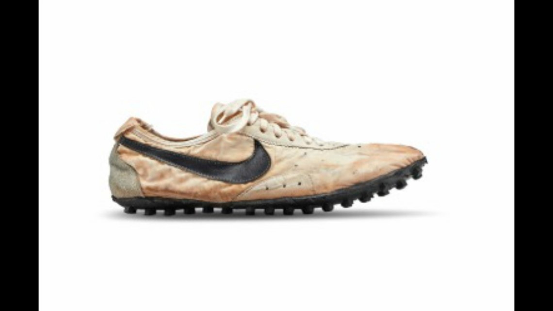 Nike the moon shoe on sale