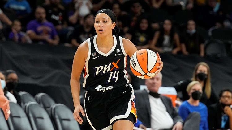 Former Husky Bria Hartley signs with Connecticut Sun