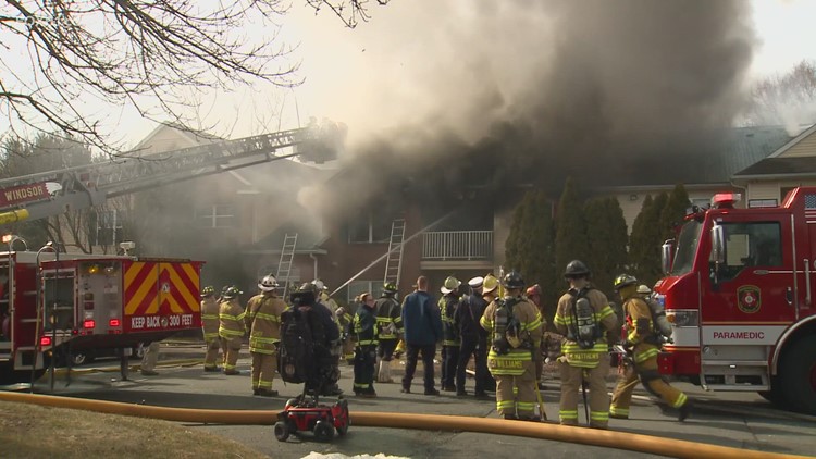 Fire breaks out at Manchester apartment building