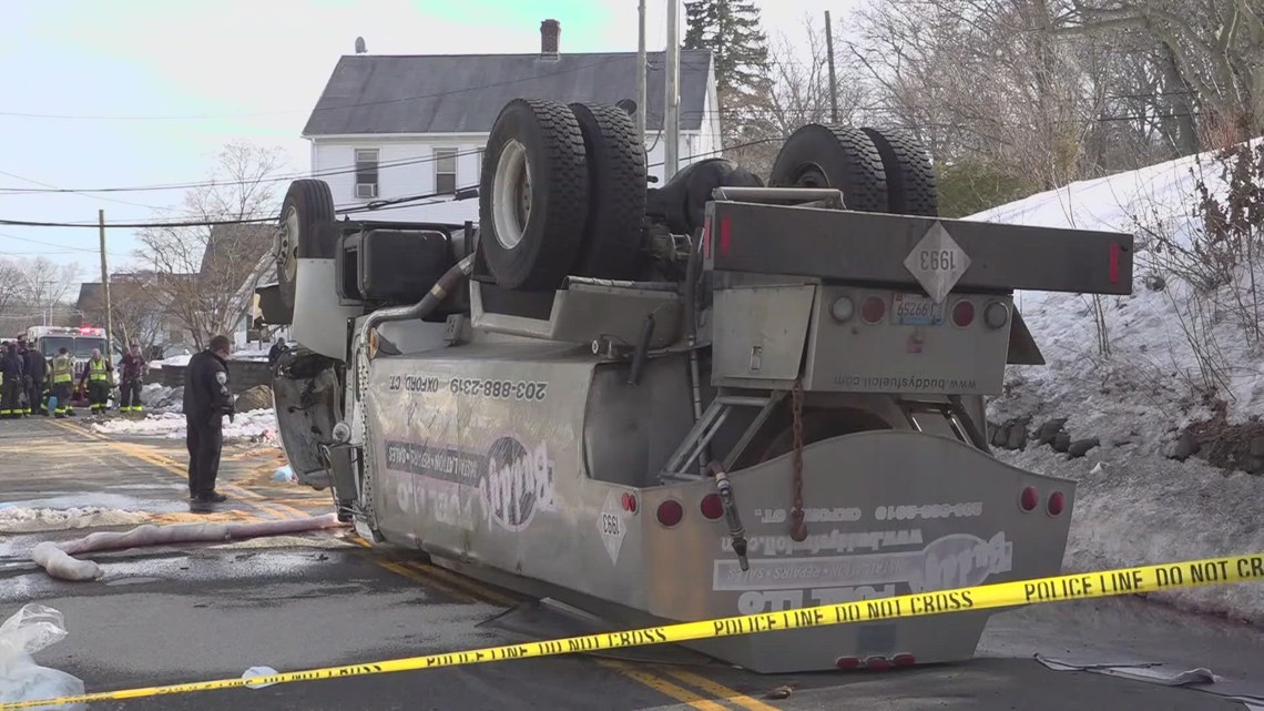 Connecticut health officials warn against eating fish from West River after West Haven oil spill