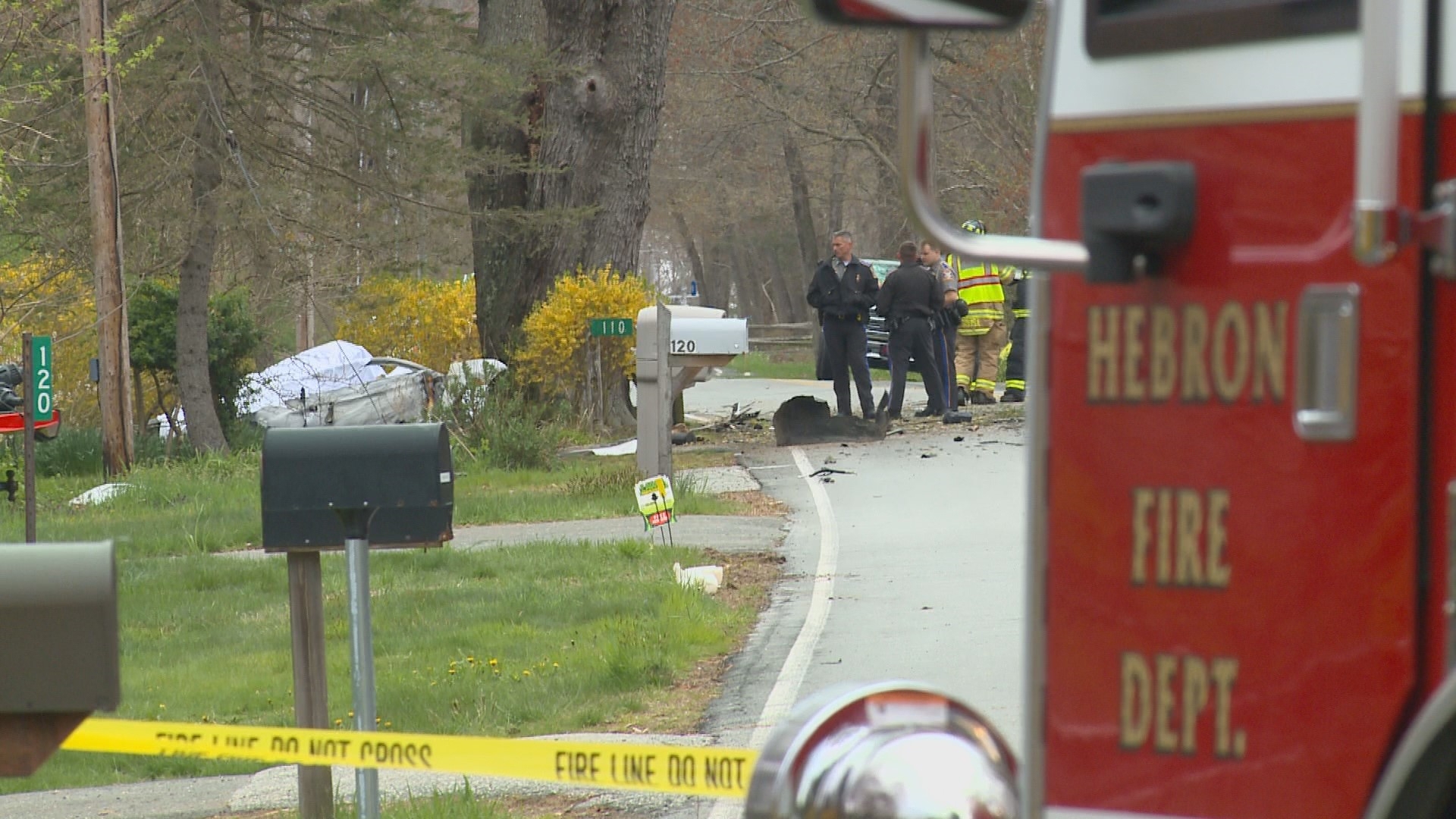 1 person dead after car crashes into tree, catches fire in Hebron ...