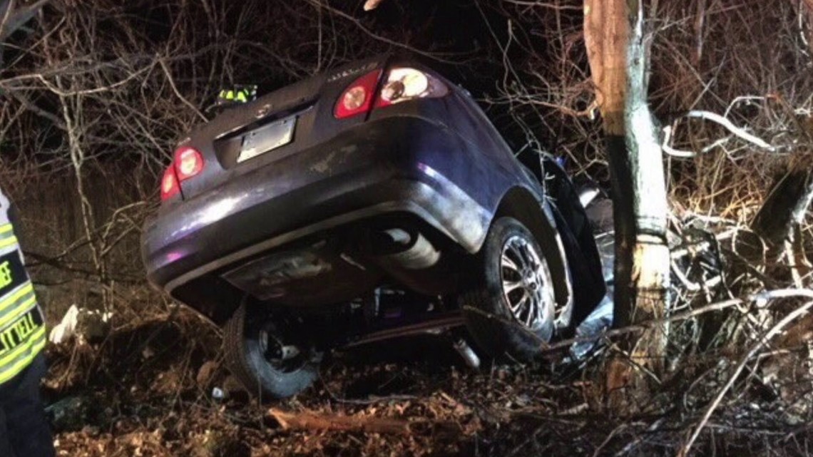 1 person injured in Tolland crash | fox61.com