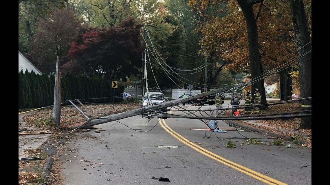 Crash Closes Road, Knocks Out Power To Part Of Glastonbury | Fox61.com