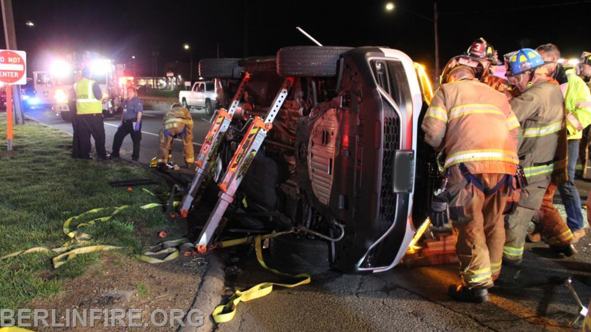 Extrications after car crash on Berlin Turnpike: CT firefighters ...