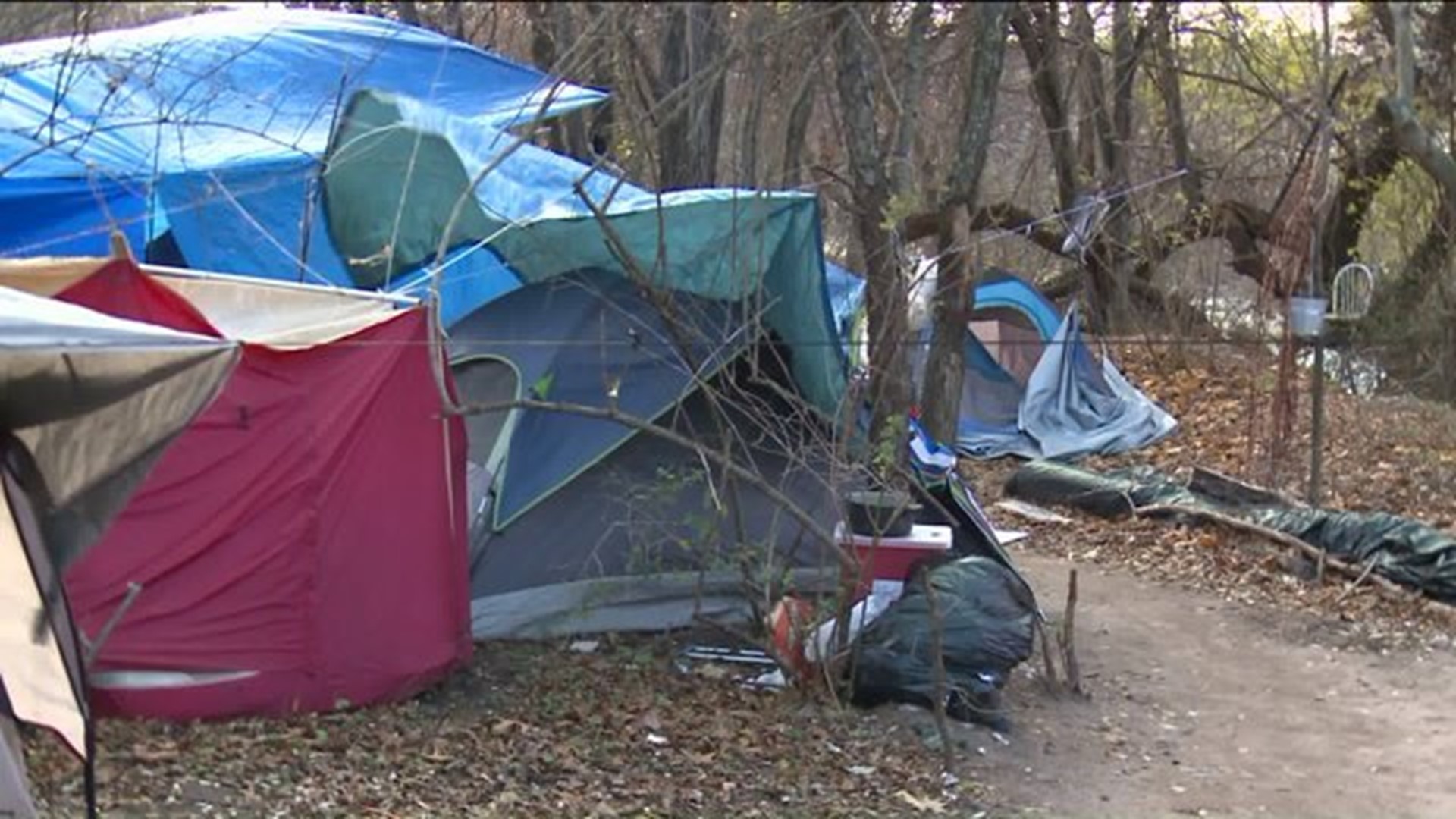 Homeless encampment in New Haven ordered shutdown | fox61.com