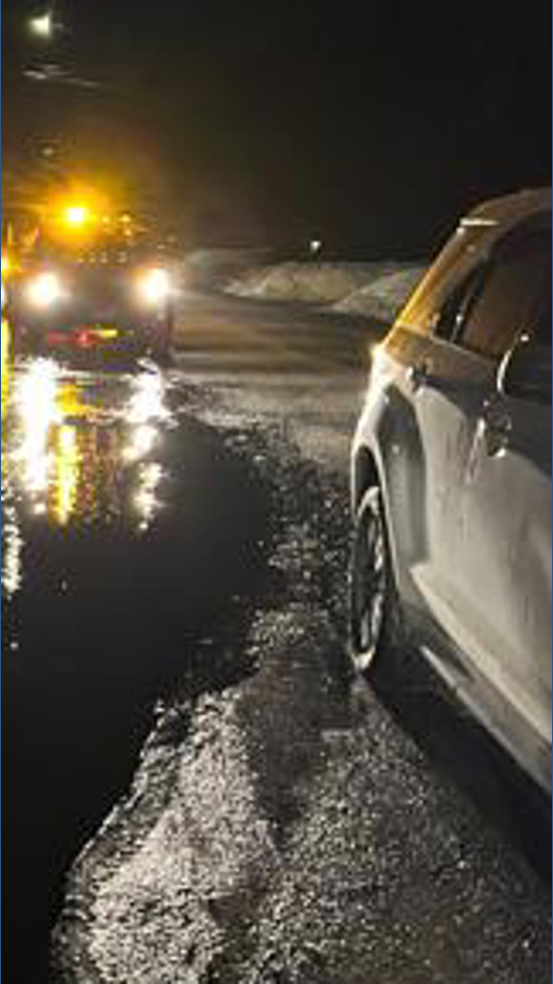 Water main break closes Ridge Road in Wethersfield