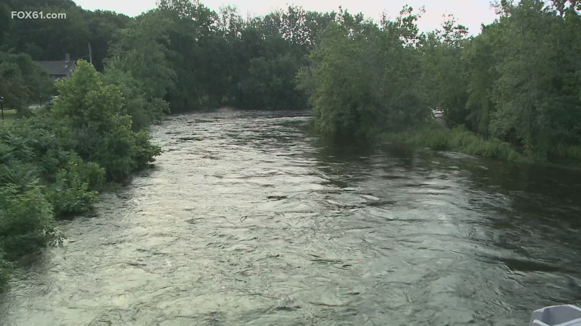 Connecticut Troopers rescue 2 people in Sprague river - Vimarsana News