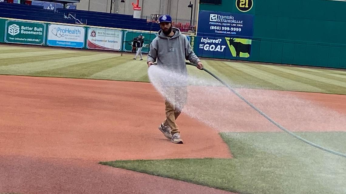 Hartford Yard Goats ground crew knocks it out of the park – NBC Connecticut