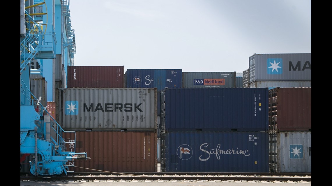 70 cargo containers fall off ship in North Carolina