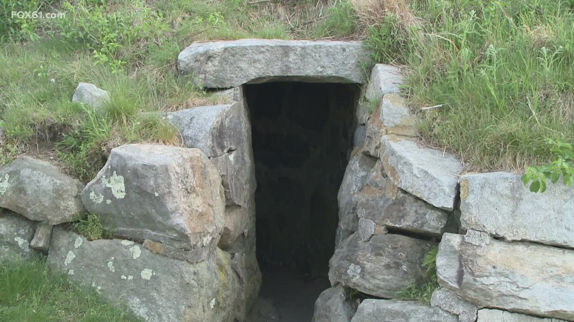 Local haunts in CT: One local ghost tour shows FOX61 all things spooky - Vimarsana News