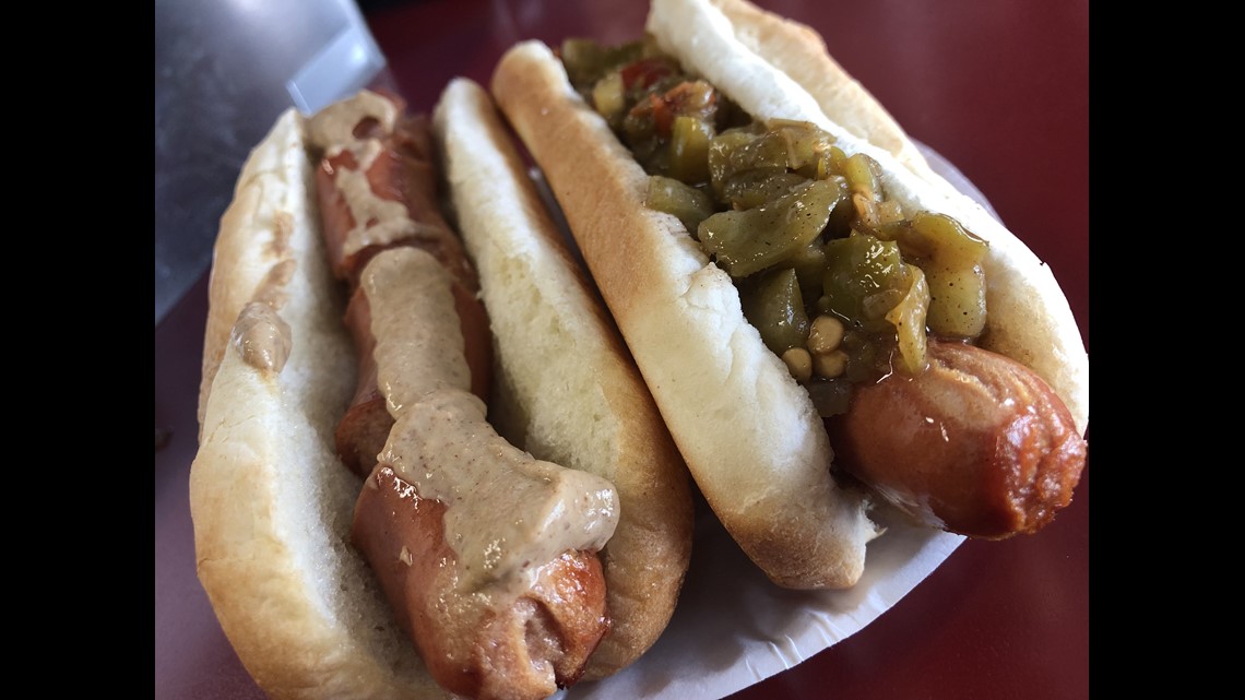 Foodie Friday: Blackies Hot Dog Stand in Cheshire | fox61.com