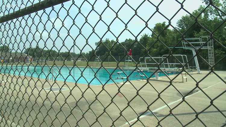 16岁少年在东哈特福德公共泳池溺亡:警察