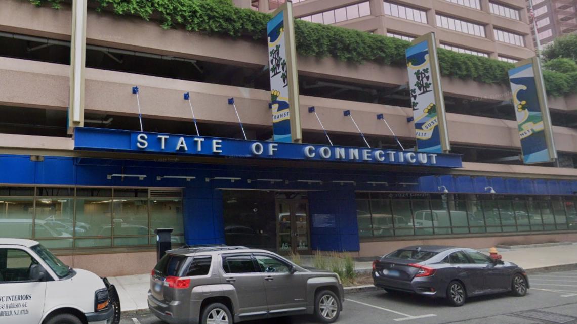Connecticut homeowners urged to avoid unlicensed contractors