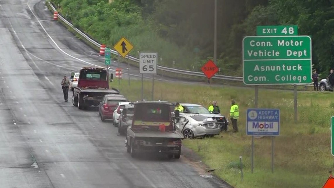 2 troopers injured in crash; I-91 North in Enfield closed