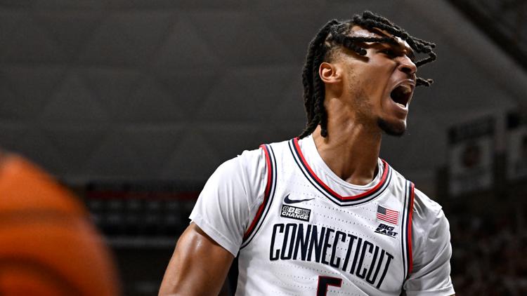 UConn completes Fab 5 recruiting class with athletic big man