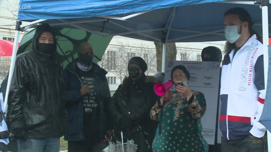 Residents, city council members protest "deadpool" text from Hartford Police detective - Vimarsana News