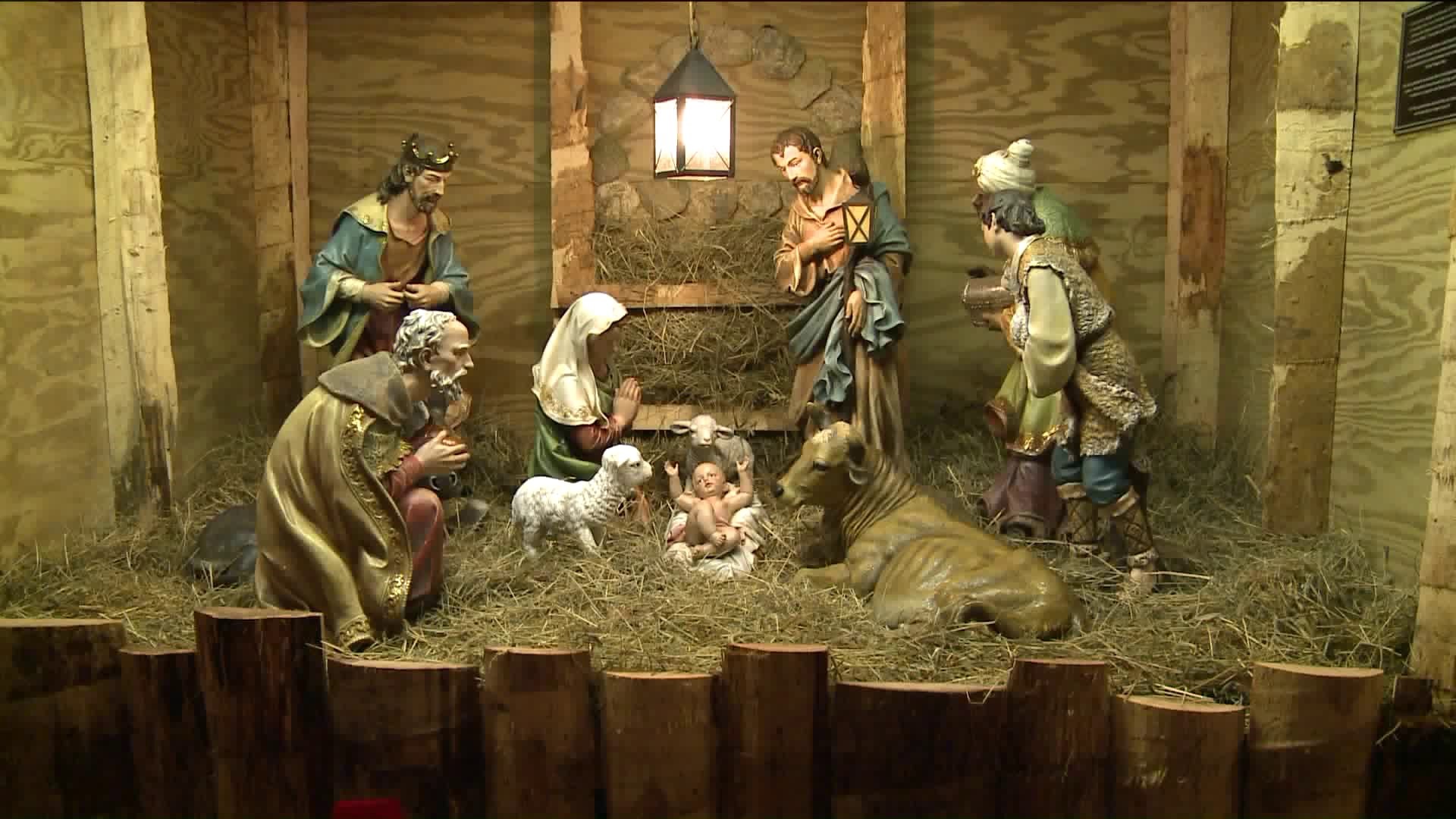 Nativity scene sparks controversy in Bethel