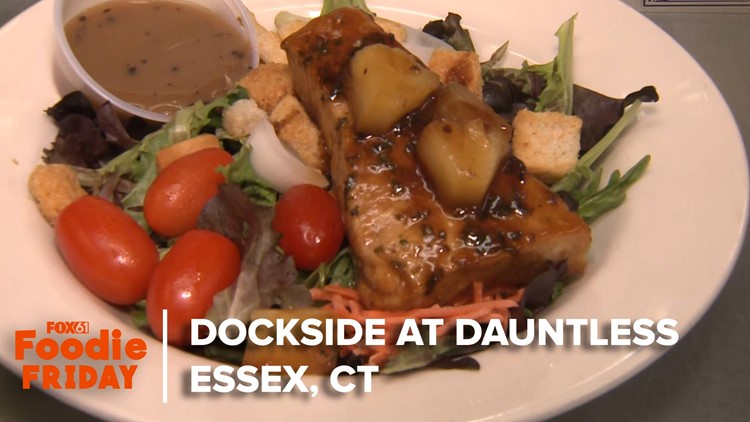 Dockside Restuarant in Essex brings good tastes with a waterfront view