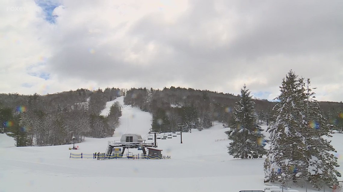 Skiers return to Mohawk Mountain after nor'easter knocks out power