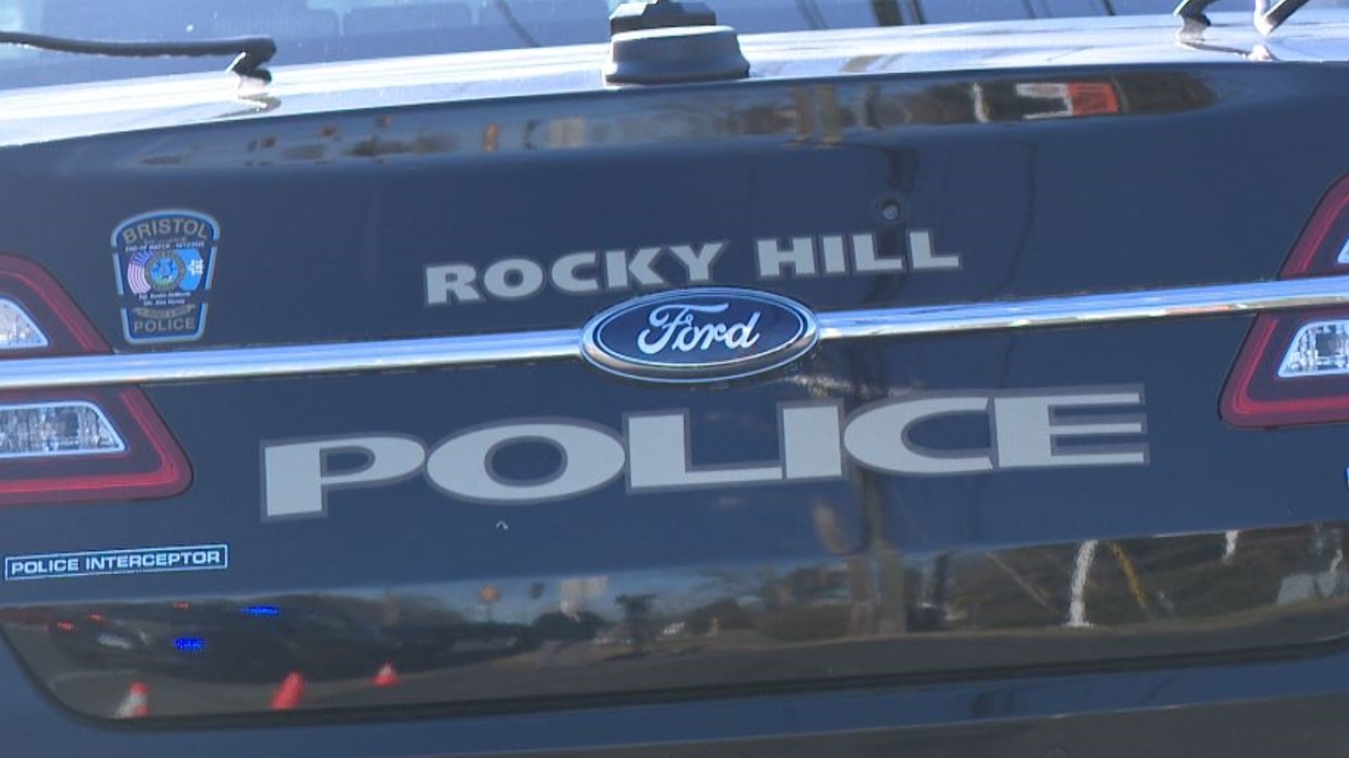 Police reopen Main Street in Rocky Hill after crash | fox61.com