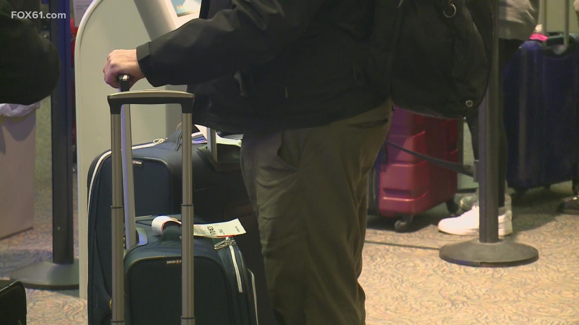 CT Travelers Dealing With Flight Delays And Cancelations | Fox61.com