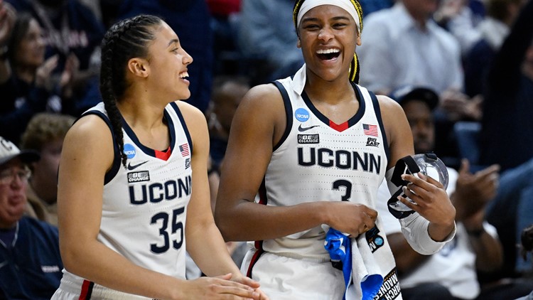UConn women open March Madness run with 95-52 rout of Vermont