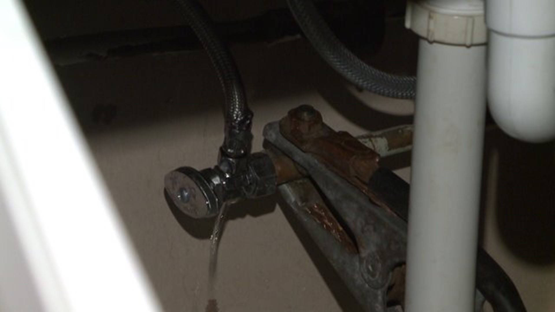 Be careful not to have your pipes burst during a burst of cold weather
