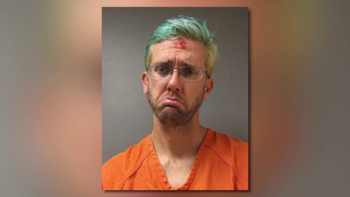 Disappointed man arrested at Taco Bell drivethru on