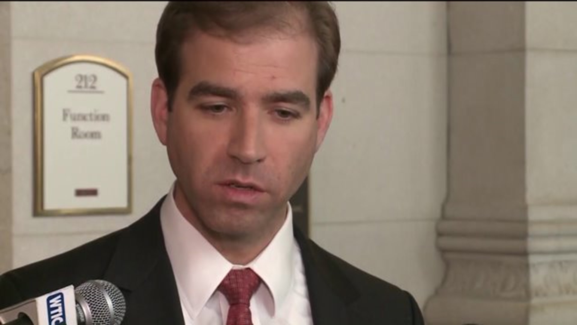 Mayor Bronin releases Hartford annual budget, comments on cuts