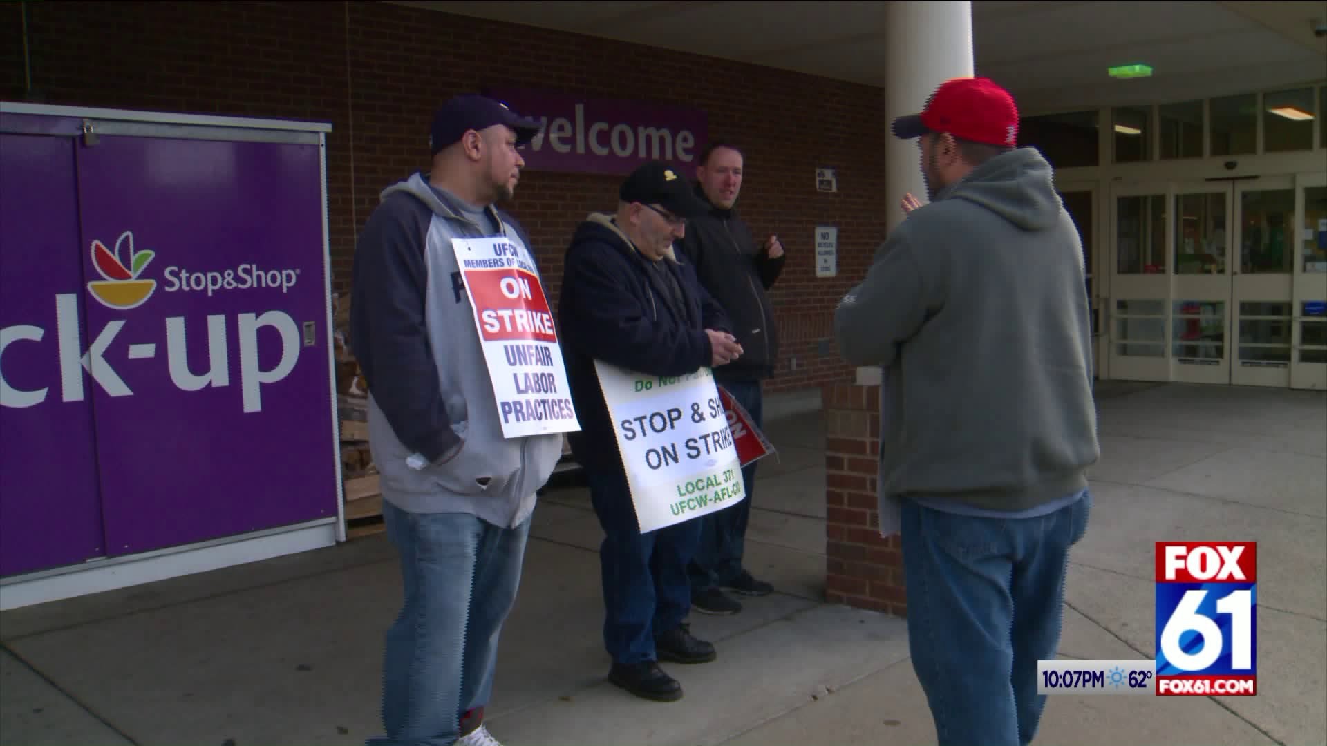 Stop & Shop workers in Meriden hoping for a resolution